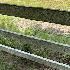 Vinyl-PVC-Fence-Cleaning-in-Oxford-MS 2